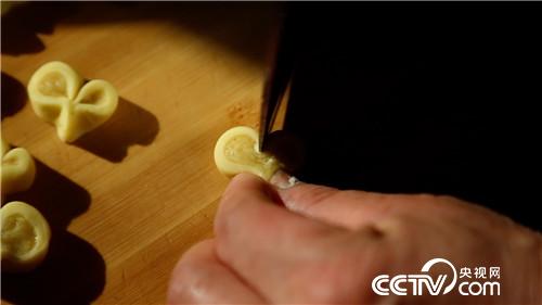 [致富经]90后女硕士回乡 让全村男人都紧张的背后 20190109 