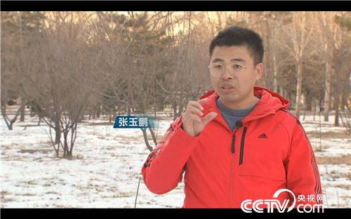 [致富经]冰天雪地 做黑豆腐 让他年卖7000万 20190124 