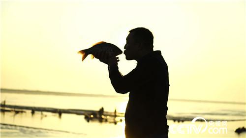 [致富经]贪玩小伙儿&ldquo;变形记&rdquo; 20190130 