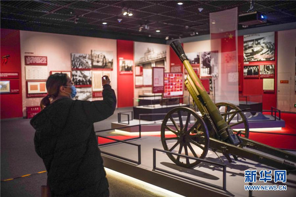 3月9日，观众在首都博物馆参观。新华社记者 彭子洋 摄