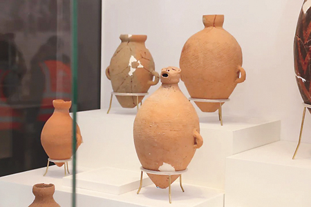 陕西考古博物馆汇集了五千余件文物