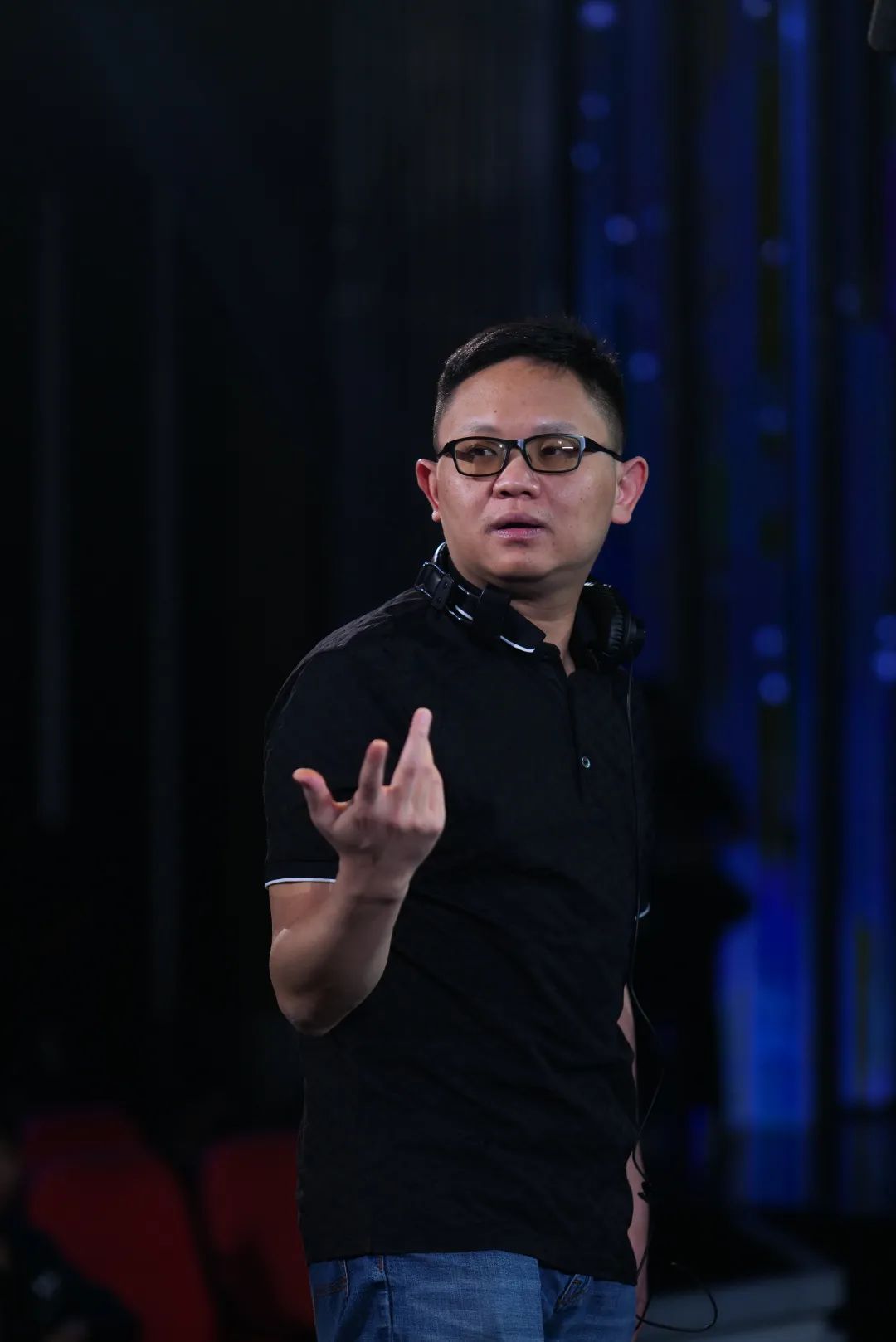 总台人物左兴心有松柏之志典亮创新之路