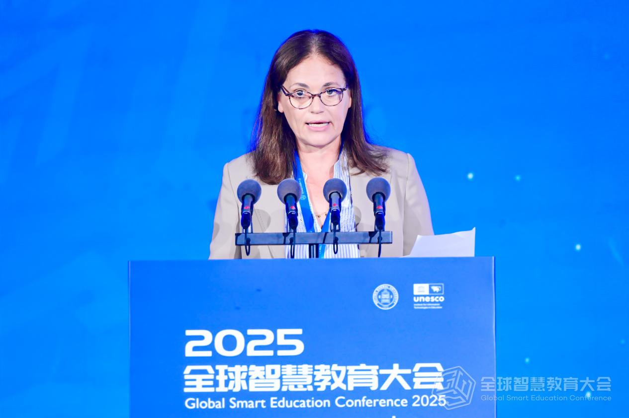 联合国教科文组织国际教育规划研究所研究主管缪丽尔·波松（Muriel Poisson）